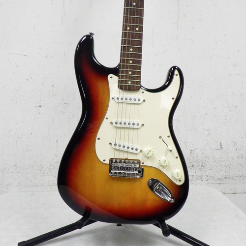 Vist Large View of Product Image Which is Used Squier Classic Vibe Stratocaster Electric Guitar Sunburst 40042-S000260042