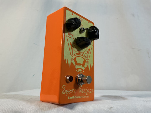 Vist Large View of Product Image Which is Used Earthquaker Devices SPECIAL CRANKER Overdrive Pedal