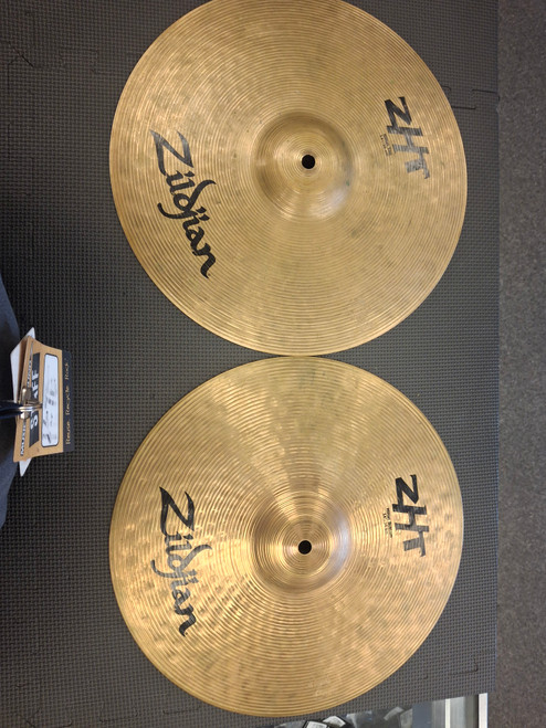 Vist Large View of Product Image Which is Used Zildjian 14 ZHT HI HATS Hi Hat Cymbals 14" 41116-S000048903