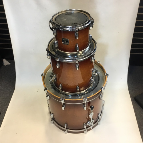 Vist Large View of Product Image Which is Used Gretsch RENOWN 3 PIECE KIT Drum Shell Kit Natural 41110-S000070109