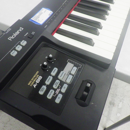 Vist Large View of Product Image Which is Used Roland A-88 88-Key Synthesizer Keyboard 40042-S000260078