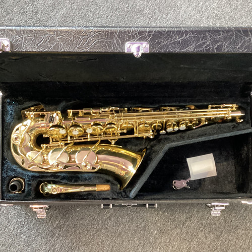 Vist Large View of Product Image Which is Used Yamaha YAS-52 Alto Saxophone