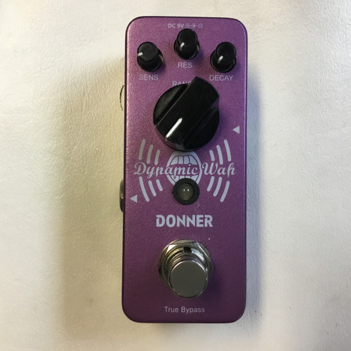 Vist Large View of Product Image Which is Used Donner DYNAMIC WAH Wah Pedal 41110-S000070120