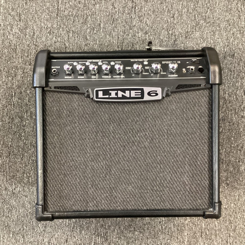 Vist Large View of Product Image Which is Used Line 6 SPIDER IV 15 1 x 8 Solid State Amplifier 1 x 8 40111-S000188470