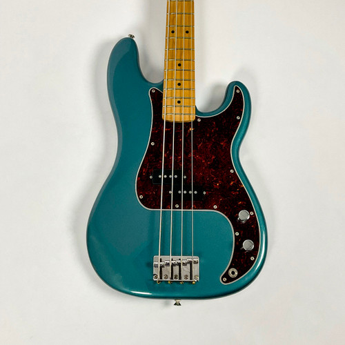 Vist Large View of Product Image Which is Used Fender 2024 Limited Edition Player II Precision Bass Ocean Turquoise 4-String