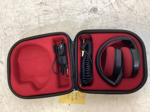 Used Focal LISTEN PROFESSIONAL Headphones 40107-S000153560 Vist Large View of Product Image Which is Used Focal LISTEN PROFESSIONAL Headphones