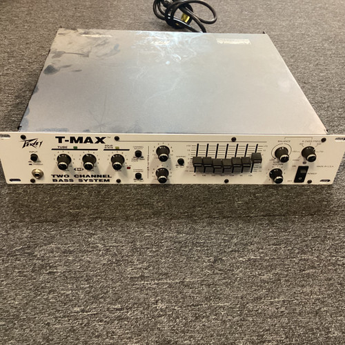 Vist Large View of Product Image Which is Used Peavey T-MAX Rackmount Bass Amplifier Head 40111-S000188493