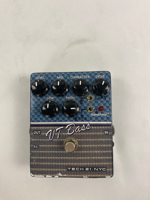 Vist Large View of Product Image Which is Used Tech 21 VT BASS DI PEDAL Guitar Direct Box Pedal