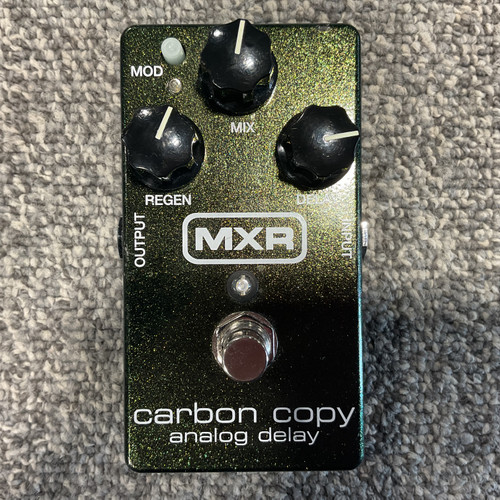 Vist Large View of Product Image Which is Used MXR CARBON COPY ANALOG DELAY Guitar Pedal 41106-S000095056