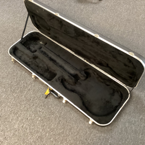 Vist Large View of Product Image Which is Used SKB CASE - BASS Guitar Case 40111-S000188520