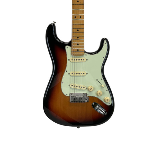 Vist Large View of Product Image Which is Used Fender 2023 Player Plus Stratocaster Electric Guitar Sunburst 6-String 41117-S000051620