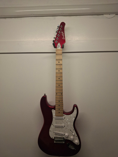 Vist Large View of Product Image Which is Used Sawtooth SAWTOOTH STRATOCASTER Electric Guitar Red 6-String 41116-S000048969