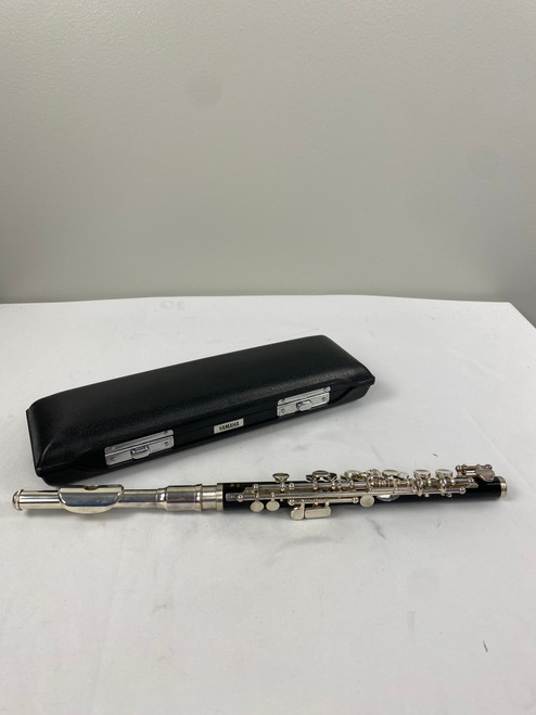 Vist Large View of Product Image Which is Used Yamaha YPC-32 STANDARD PICCOLO Other Woodwind Instrument