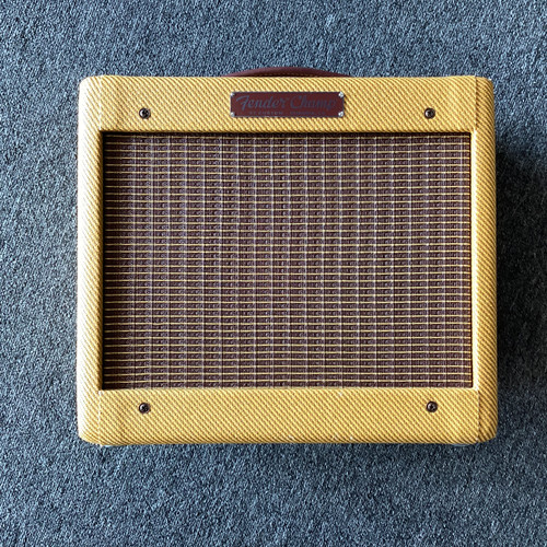 Vist Large View of Product Image Which is Used Fender CHAMP 57 CUSTOM 1 x 8 Tube Combo Amplifier 1 x 8 40111-S000188573