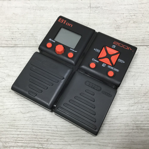 Vist Large View of Product Image Which is Used Zoom B1 ON Bass Multi-FX Pedal