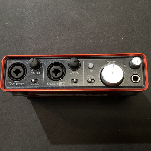 Vist Large View of Product Image Which is Used Focusrite SCARLETT 2I2 Computer Interface 2 A/D Recording Inputs 40111-S000188605