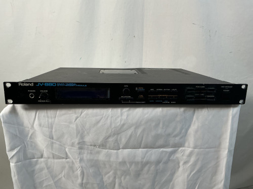 Vist Large View of Product Image Which is Used Roland JV-880 MULTI TIMBRAL SYNTH MODULE Vintage Rackmount Synthesizer Rackmount