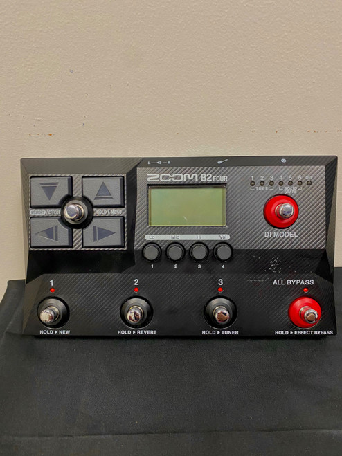 Vist Large View of Product Image Which is Used Zoom B2 FOUR AMP EMULATOR+EFFECTS Amp Simulator + FX Pedal