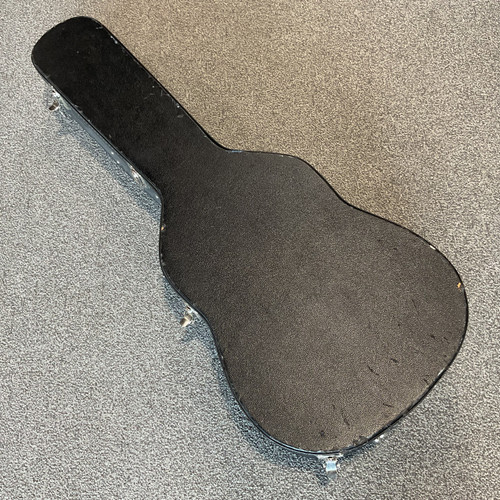 Vist Large View of Product Image Which is Used ACOUSTIC HARD SHELL CASE 41106-S000095143