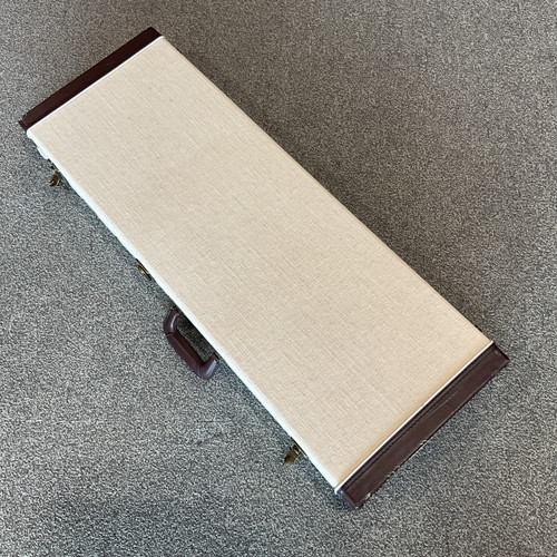 Vist Large View of Product Image Which is Used GATOR JOURNEYMAN ELECTRIC CASE 41106-S000095152