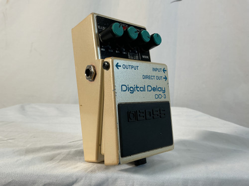 Vist Large View of Product Image Which is Used Boss DD-3 Delay Pedal