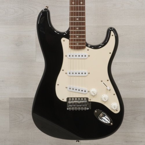Vist Large View of Product Image Which is Used Squier Affinity Strat Electric Guitar Black 40015-S000329450