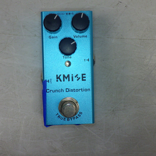 Vist Large View of Product Image Which is Used Kmise Crunch Distortion Pedal