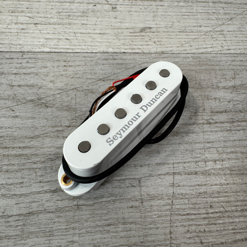 Vist Large View of Product Image Which is Used Seymour Duncan STK-S4m Classic Stack Plus Middle Single Coil Pickup