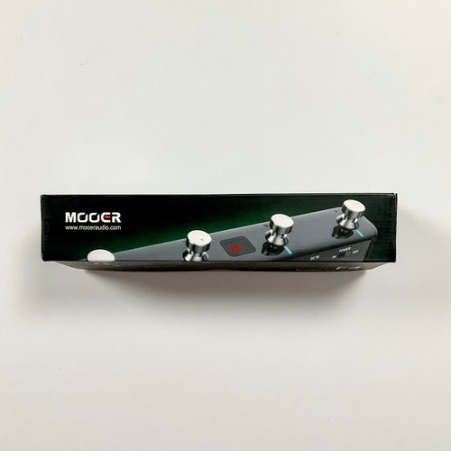 Vist Large View of Product Image Which is Used Mooer F4 Wireless Footswitch Pedal