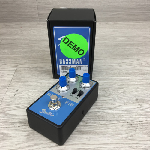 Vist Large View of Product Image Which is Used Fender BASSMAN DELAY Delay Pedal