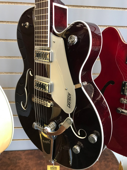 Vist Large View of Product Image Which is Used Gretsch G5420T Semi-Hollow Electric Guitar Red 6-String