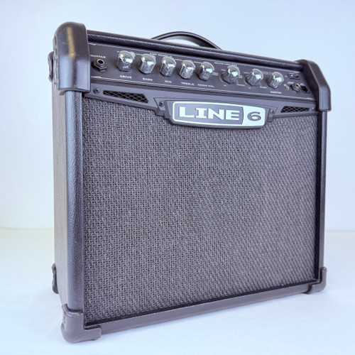 Vist Large View of Product Image Which is Used Line 6 Spider  IV 15 1x8" Combo Modeling  Guitar Amplifier