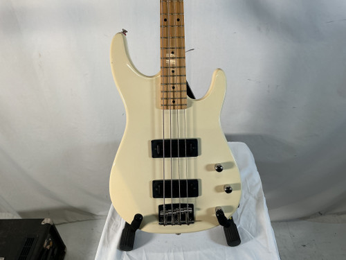 Vist Large View of Product Image Which is Used Peavey FOUNDATION BASS J Type Bass Guitar White 4-String