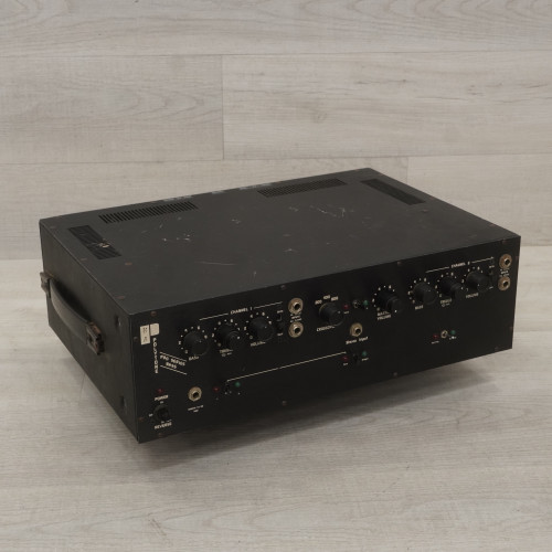 Vist Large View of Product Image Which is Used Polytone Pro Series Keyboard/bass Amp