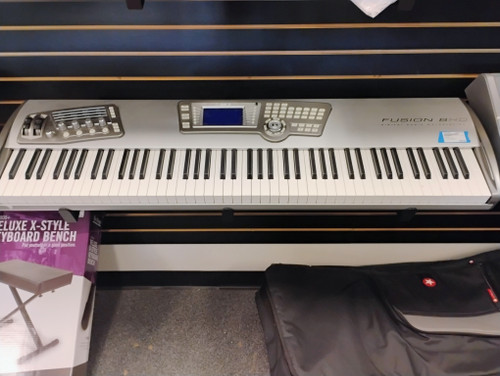 Vist Large View of Product Image Which is Used Alesis FUSION 8 HD 88-Key Keyboard 88-key
