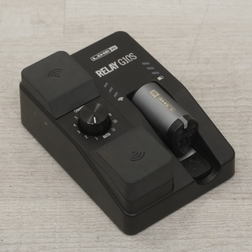 Vist Large View of Product Image Which is Used Line 6 Relay G10S Compact Instrument Wireless