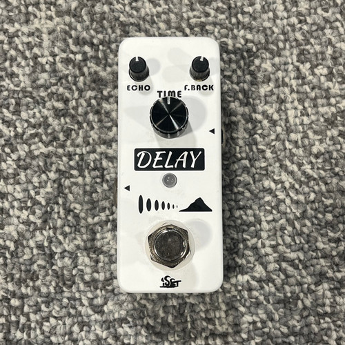 Vist Large View of Product Image Which is Used ISET DELAY Guitar Pedal