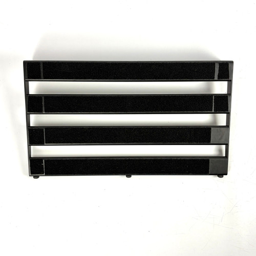 Vist Large View of Product Image Which is Used Mono Pedalboard Rail Medium