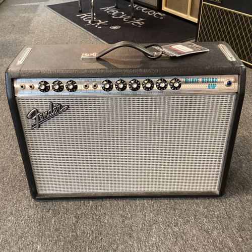 Vist Large View of Product Image Which is Used Fender 68 CUSTOM DELUXE REVERB 1 x 12 Tube Combo Amplifier 1 x 12