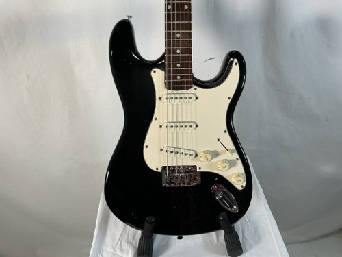 Vist Large View of Product Image Which is Used Spectrum S-TYPE GUITAR S Type Electric Guitar Black 6-String