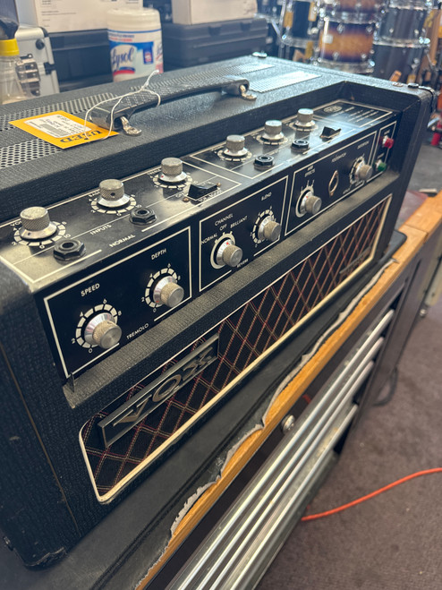 Vist Large View of Product Image Which is 1964. Reverb not functioning. All else is good. 