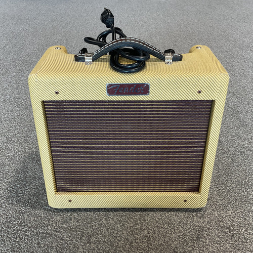 Vist Large View of Product Image Which is Used FENDER BRONCO Solid State Guitar Amplifier