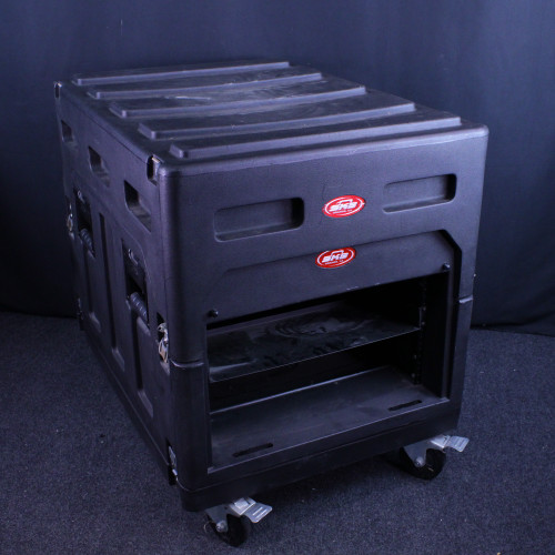 Vist Large View of Product Image Which is Used SKB ROLLING RIG CASE Large Mixer Case