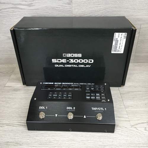 Vist Large View of Product Image Which is Used Boss SDE 3000D DUAL DIGITAL DELAY Delay Pedal
