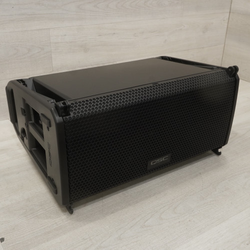 Vist Large View of Product Image Which is Used QSC LA108 Active Line Array Full Range Speaker Cabinet