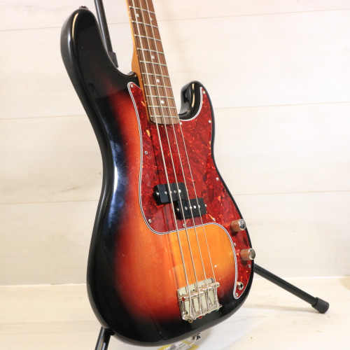 Vist Large View of Product Image Which is Used Squier CLASSIC VIBE 70S PRECISION BASS SEAFOAM Bass Guitar Sunburst 4-String
