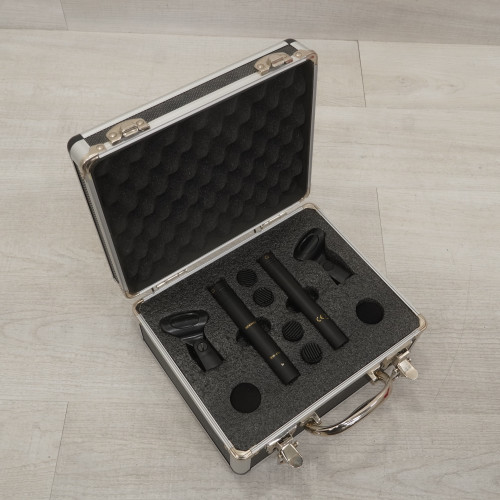 Vist Large View of Product Image Which is Used Neewer NW-410 Condenser Microphone Set