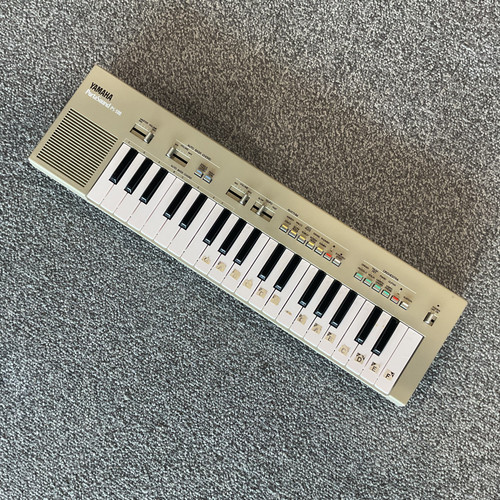 Vist Large View of Product Image Which is Used YAMAHA PORTASOUND PS-300 Compact Synthesizer