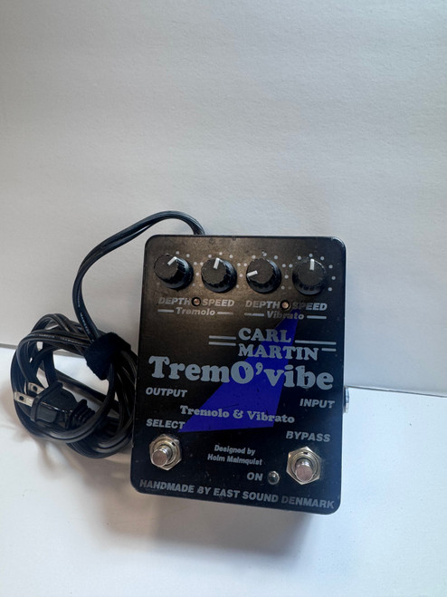 Vist Large View of Product Image Which is Used Carl Martin TREMOVIBE Tremolo Pedal