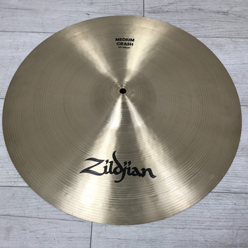 Vist Large View of Product Image Which is Used Zildjian Avedis 19" Medium Crash Cymbal  2056 Grams